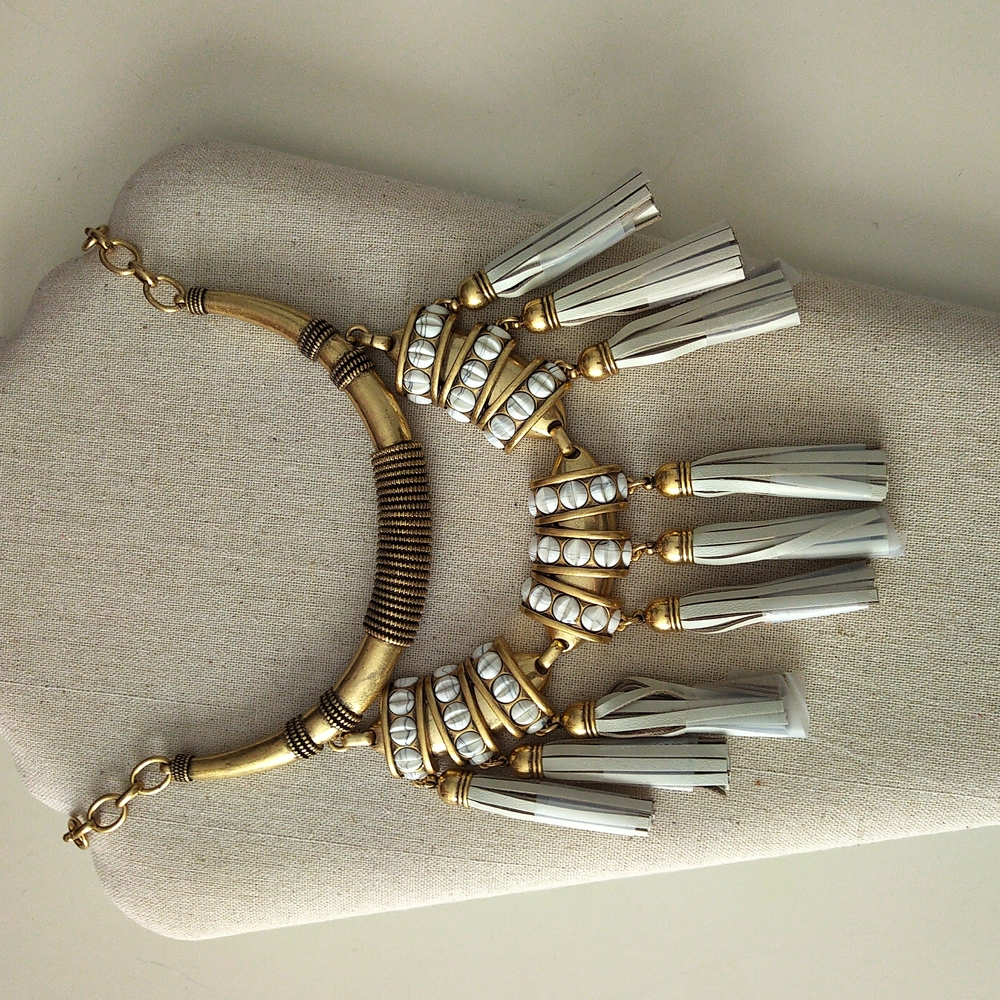 Stella & Dot Tribal Tassel Necklace 2 in 1